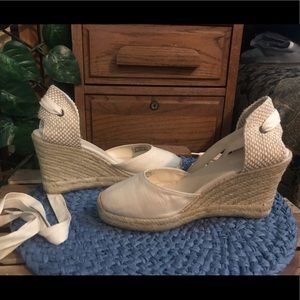 Soludos lace up wedge espadrilles size 8